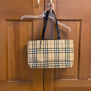 Burberry tote bag
